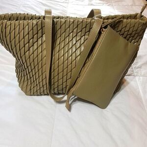 EXPRESSIONS NYC sustainable vegan tote